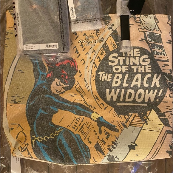 NWT! Coach RARE Marvel Black Widow collector 3 set- drop price ! FINAL - Picture 6 of 15